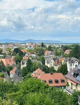 Exklusive 2-Zimmer-Eigentumswohnung mit Panoramablick über Freiburg - Freiburg (Breisgau)