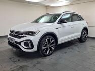 VW T-Roc, 1.5 l TSI R-Line ParkAss SpurW DynLi, Jahr 2024 - Ebersberg