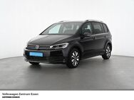 VW Touran, Move R, Jahr 2024 - Essen