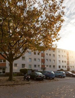 Renovierte 3-Zimmer-Wohnung mit Balkon und Dusche in Bremerhaven-Lehe! - Bremerhaven