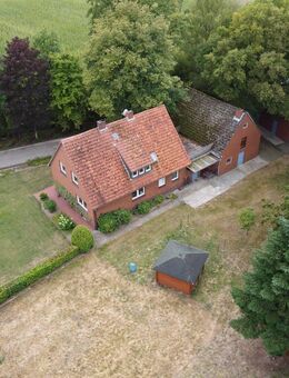 IMMOBILIEN GUMNIOR präsentiert: Idyllischer Resthof in Alleinlage auf weitläufigem 1,5 Hektar Grundstück - Salzbergen