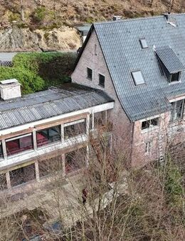 Ein Haus mit viel Platz und vielen Ausbaumöglichkeiten in Altena-Dahle sucht neue Eigentümer!!! - Altena