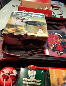 Christbaumschmuck+Ständer - Karlsdorf-Neuthard