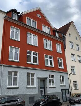 2-Zimmer Dachgeschosswohnung in zentraler Lage von Hameln - Hameln