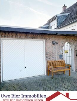 Charmantes Einfamilienhaus in ruhiger,dennoch zentraler Lage von Hitdorf auf großem Sonnengrundstück - Leverkusen