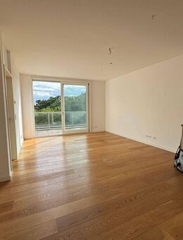 Neue 1,5-Zimmer-Dachgeschoss Wohnung mit Blick ins grüne - Berlin