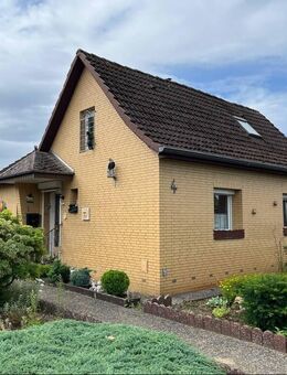 Kleines Einfamilienhaus mit großem Grundstück - Munster