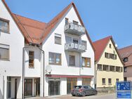 Kapitalanleger aufgepasst ! Gemütliche 2 Zimmer-Wohnung im Herzen von Gechingen sucht Sie! - Gechingen