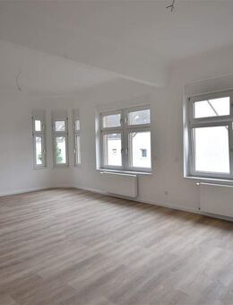 Frisch renoviert! Großzügige 3-Zimmer-Wohnung mit Terrasse zu vermieten - Mönchengladbach