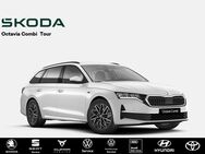 Skoda Octavia, 2.0 TDI Combi Tour, Jahr 2022 - Laupheim