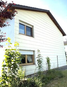 *Kapitalanleger aufgepasst* Gut vermietetes, renoviertes Zweifamilienhaus in zentraler Lage - Altötting