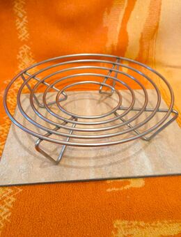 schöner stabiler Untersetzer/Ständer für Töpfe , Pfannen - Vaterstetten