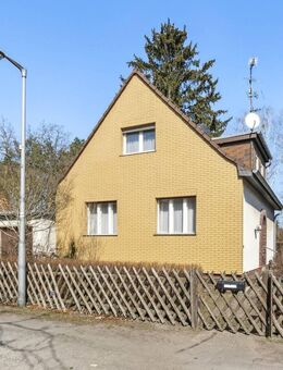 Ruhig gelegenes Einfamilienhaus mit Entwicklungspotenzial in Heiligensee - Berlin