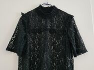 Bluse Spitzenbluse schwarz Gr. 36 H&M - Augsburg