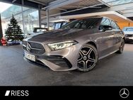 Mercedes A 180, AMG ° HANDS-FREE ACCESS 18, Jahr 2022 - Tuttlingen