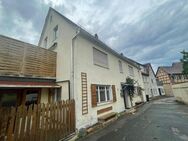 Wohnhaus mit Anbau und Nebengebäude *renovierungsbedürftig* - Simmelsdorf