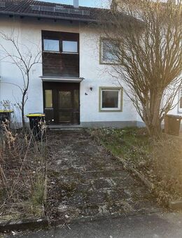 Reihenmittelhaus mit Garage und ausbaubarem Dachboden - Mindelheim