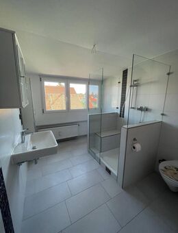 Renovierte 4-Zimmer-Wohnung in Heroldsberg mit Balkon - sofort bezugsfertig! - Heroldsberg