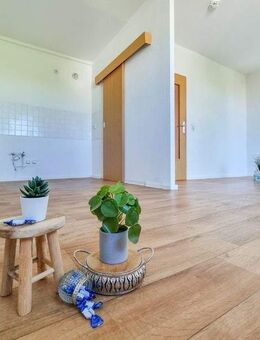 Hallo Lieblingsmieter, hier sind 2 sonnige Räume im Grünen für dich. - Magdeburg