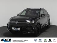 VW Tiguan, 2.0 TDI R-Line Head, Jahr 2024 - Wunstorf