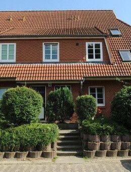 Endlich Zuhause: günstige 2-Zimmer-Dachgeschosswohnung - Buxtehude