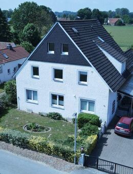 Zwei- Dreifamilienhaus in idyllischer Lage mit tollem Garten - Bünde