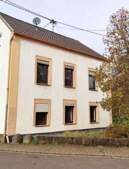 Dreifamilienhaus mit Entwicklungspotenzial - Wallerfangen