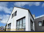 Kapitalanlage: moderne und zentralgelegene, vermietete 4-Zimmer-Maisonettewohnung - Niebüll