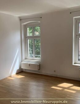 1-Raum-Wohnung mit kleiner Küche im Stadtkern von Rheinsberg - Rheinsberg