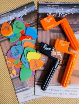 Joeé Ramirez Saitenkurbel Plektrums Katalog Vintage - Göppingen