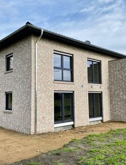 Provisionsfrei: KFW 40 Neubau Doppelhaus mit 2 Wohneinheiten in 49584 Fürstenau zu verkaufen! - Fürstenau