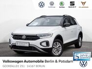 VW T-Roc, 1.5 TSI Move, Jahr 2023 - Berlin