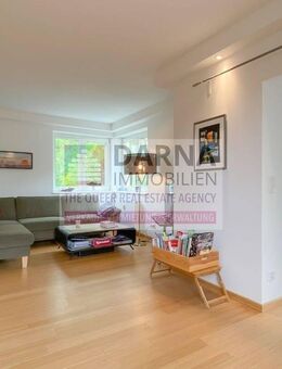 Großzügige 3-Zimmer-Dachgeschosswohnung mit sonnigem Wintergarten, Dachterrasse, Keller und Tiefgaragenstellplatz - Berlin