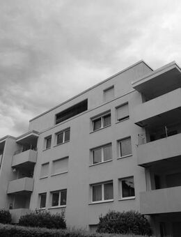 Sanierte Eigentumswohnung mit Balkon in bester Lage! - Friedberg (Hessen)