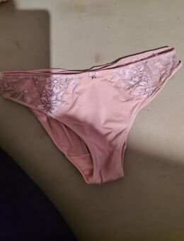 Spitzen Unterwäsche BH und Slip - Stuttgart