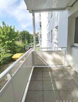 Attraktive 3 Zimmer-Wohnung mit Balkon und Stellplatz in ING als Kapitalanlage oder Eigenbedarf - Ingolstadt