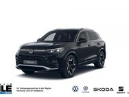 VW Tiguan, 1.5 eTSI OPF R-Line IQ Light Komfortpaket, Jahr 2022 - Walsrode