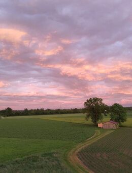 Sanierte 2-Zimmer DG-Wohnung in Langweid/Stettenhofen - Stellplatz, Keller, EBK - von privat - Langweid (Lech)