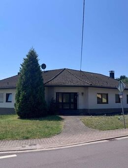 Losheim-Britten: 3,5-Zkb. Eigentumswohnung, ca. 116 m², mit Erker sowie Garage mit Zugang zum Haus - Losheim (See)