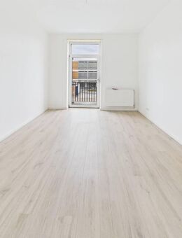 Sanierte und großzügige Wohnung mit Balkon - Ludwigshafen (Rhein)