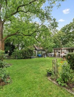Charmante Altbauwohnung mit Gemeinschaftsgarten und Terrasse in Berlin-Spandau - Berlin