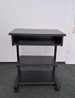 Computertisch auf Rollen - Dresden
