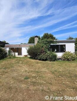 Großzügiger Bungalow mit großem Garten in herrlicher Main-Nähe - Aschaffenburg