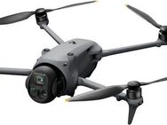 DJI DJI Mavic 4 Pro Fly More Combo Drohne (6016 x 3384, 6K/60 fps HDR, DJI RC 2 Fernsteuerung, 3 Akkus und Ladestation)