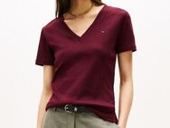 Tommy Hilfiger T-Shirt CODY, Slim Fit mit V-Ausschnitt