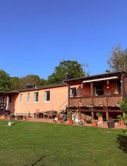 Individuell + vielseitig: Wohnhaus mit 3 WE - Zwei Bungalows - Bootshaus - Platz für Ihre Ideen... - Basedow (Mecklenburg-Vorpommern)