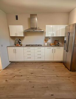 Renovierte 2-Zimmer-Wohnung inklusive Tageslichtbad frei! - Gütersloh