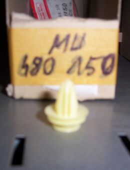 MU480150 Clip, Seitenverkleidung hinten Mitsubishi Pajero - Hannover Vahrenwald-List
