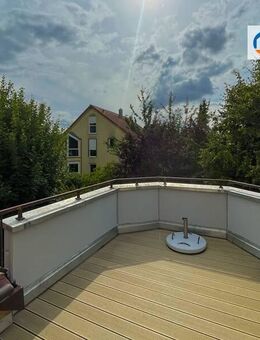 Attraktive Dachgeschosswohnung mit Balkon - Ideal für Eigennutzer und Kapitalanleger - Würzburg