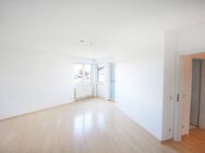 Ruhige 2-Zimmer-Wohnung mit Einbauküche in Weidach - Weitramsdorf